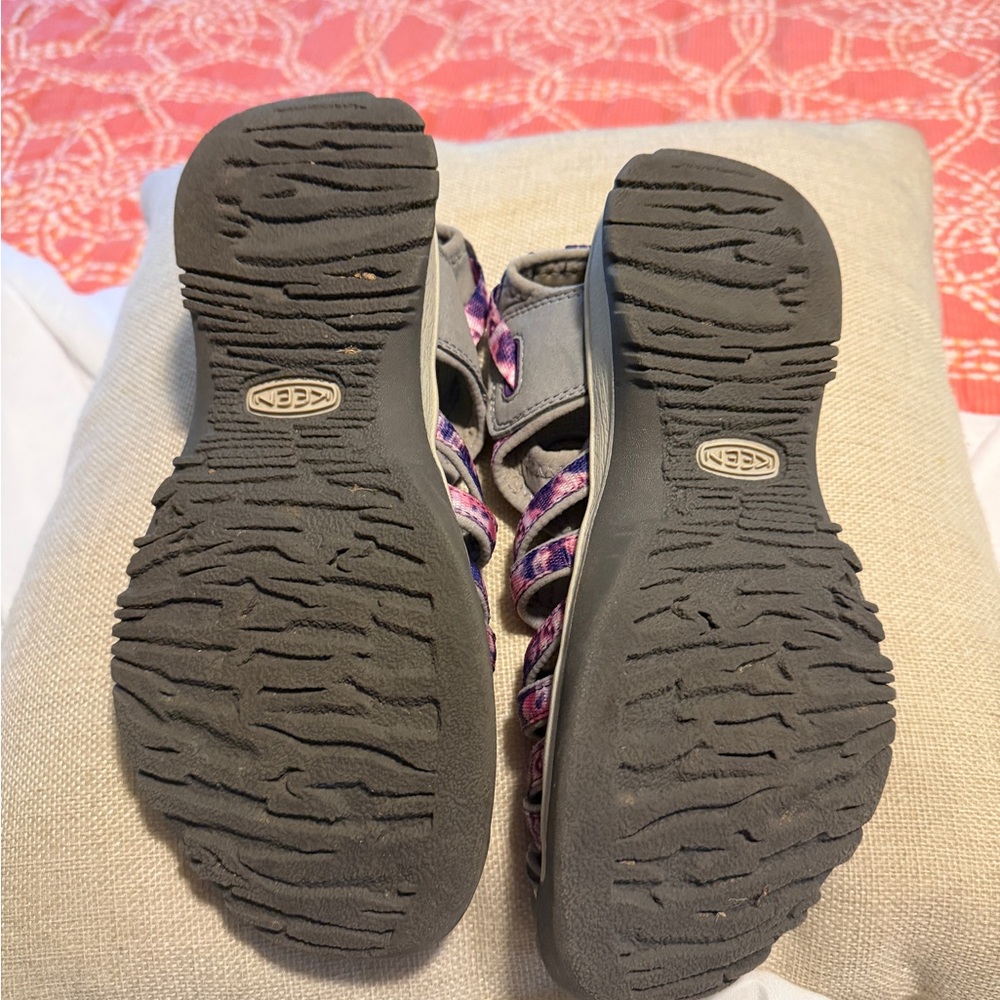 Keen whisper Women's Sandals - Purple and Gray. NWOT - Picture 4 of 4
